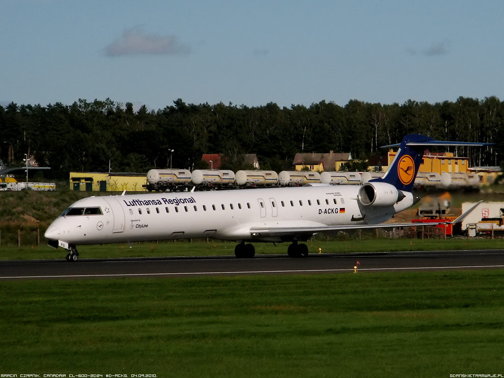 Canadair CL-600-2D24 D-ACKG