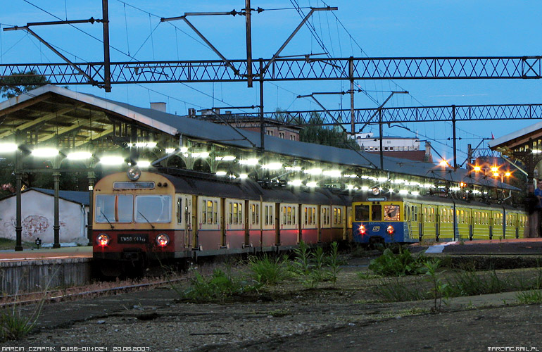 EW58-011+028