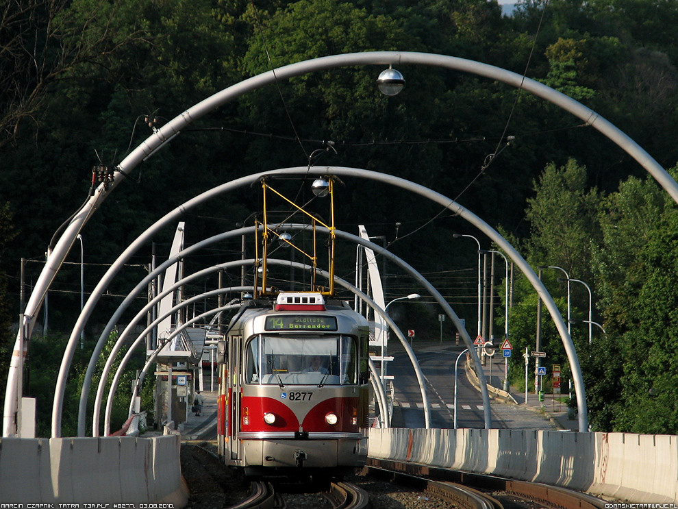 Tatra T3R.PLF #8277